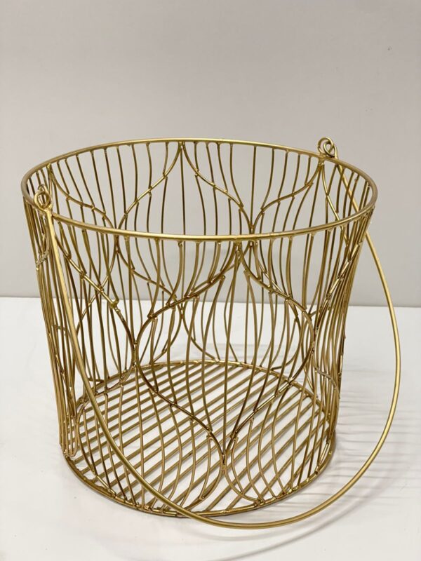 A TRENDY HANDICRAFTS Metal Wire Gold Finish
