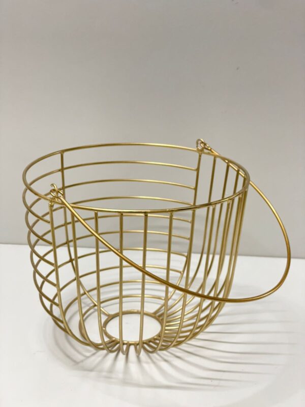 CRAFTIC DESIGN Decorative Round Metal Wire Basket with Gold Finish